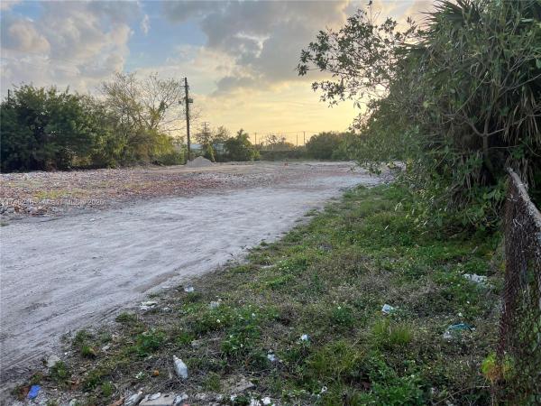 Broward Manor, 147 NW 31st Ave, Lauderhill, Florida 33311, image 1