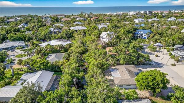 Sanibel Estates, 1105 Skiff Pl, Sanibel, Florida 33957, image 2