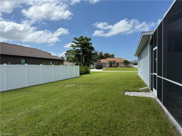Cape Coral Residential, 1817 21st Ln, Cape Coral, Florida 33991, image 2