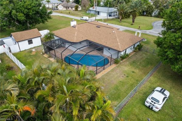 8487 Jenny Cae Ln, North Fort Myers, Florida 33903, image 1