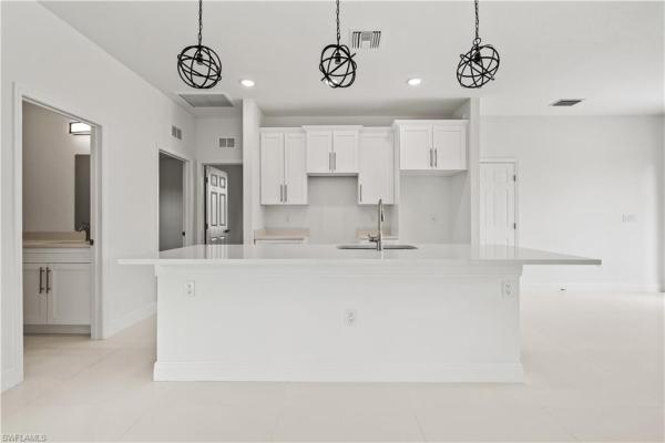 1004 10th St, Lehigh Acres, Florida 33972, image 1