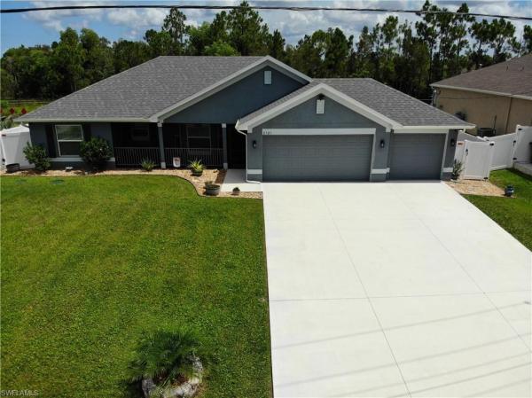 2727 29th Ter, Cape Coral, Florida 33993, image 1