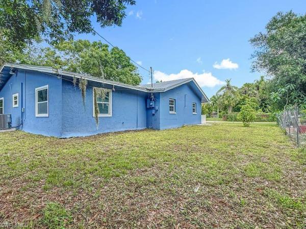 Lake Trafford Shores, 5107 Perch Pl, Immokalee, Florida 34142, image 1