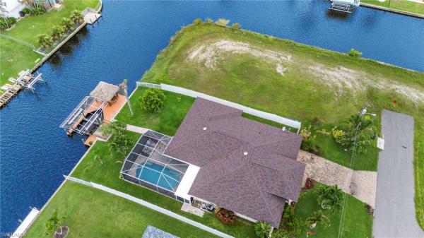 Cape Coral, 1023 15th St, Cape Coral, Florida 33990, image 1