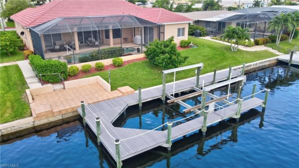Cape Coral Residential, 3517 18th Ave, Cape Coral, Florida 33904, image 2