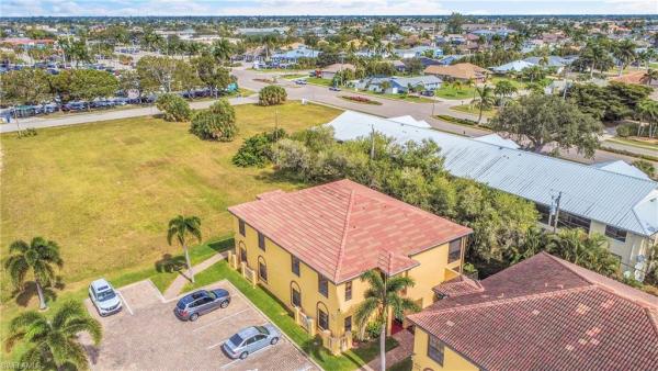 Bellagio Gardens, 4921 16th Pl #201, Cape Coral, Florida 33914, image 3