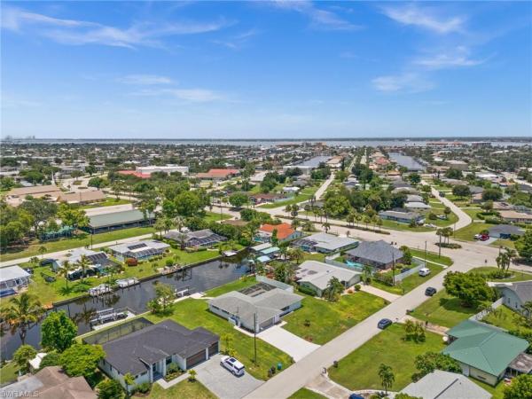 Cape Coral Residential, 4419 13th Pl, Cape Coral, Florida 33904, image 3