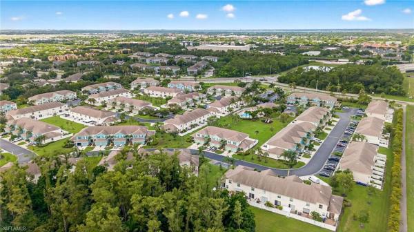 3637 Pine Oak Cir #105, Fort Myers, Florida 33916, image 1