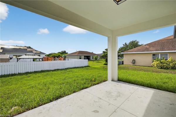 1020 E Chapel Ave, Lehigh Acres, Florida 33971, image 1