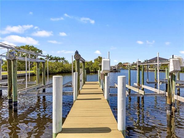 12176 Siesta Dr, Fort Myers Beach, Florida 33931, image 1