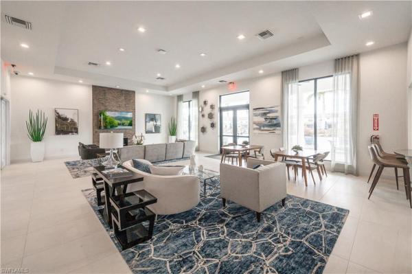 Vanderbilt Reserve, 7324 Rockefeller Dr, Naples, Florida 34119, image 2