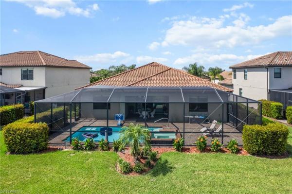 Hampton Park, 10061 Avalon Lake Cir #104, Fort Myers, Florida 33913, image 2