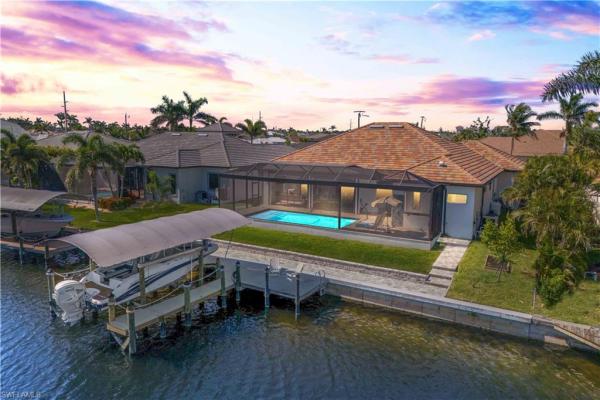 Cape Coral Residential, 2008 44th Ter, Cape Coral, Florida 33914, image 3
