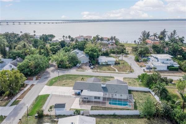 La Chelle Manor, 3835 Harold Ave, Fort Myers, Florida 33901, image 1