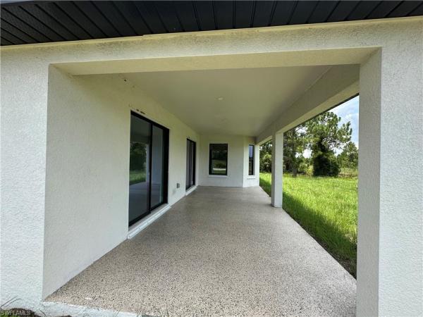 Fort Myers, 1269 Belgrave St, Fort Myers, Florida 33913, image 1