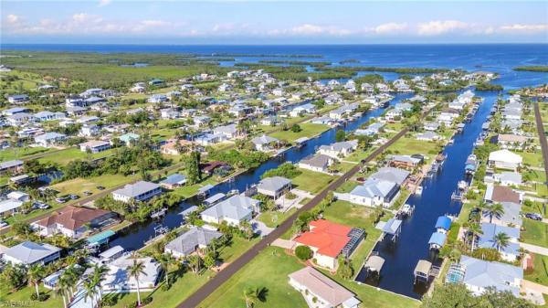 24354 Pirate Harbor Blvd, Punta Gorda, Florida 33955, image 2