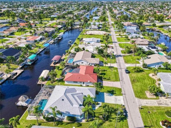 Cape Coral, 3514 17th Pl, Cape Coral, Florida 33904, image 1