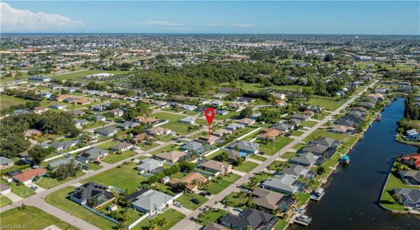Cape Coral, 909 6th Ct, Cape Coral, Florida 33991, image 1