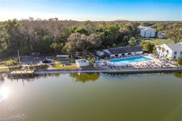 Pine Ridge Of Fort Myers Village, 9540 Green Cypress Ln #11, Fort Myers, Florida 33905, image 3
