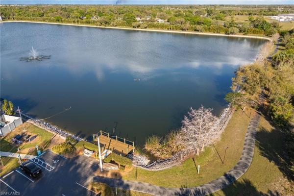 Pine Ridge Of Fort Myers Village, 9540 Green Cypress Ln #11, Fort Myers, Florida 33905, image 2