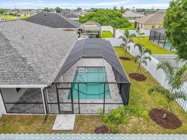 Cape Coral Residential, 621 14th Ter, Cape Coral, Florida 33993, image 2