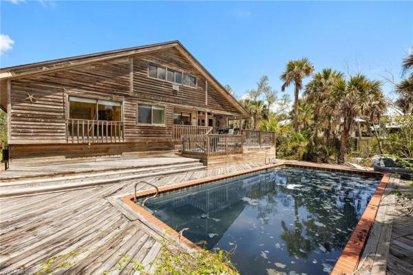 Sanibel Pines, 1866 Ardsley Way, Sanibel, Florida 33957, image 1