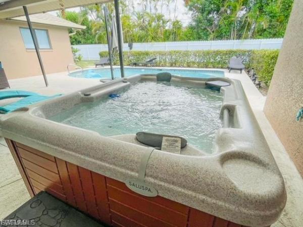 Cape Coral, 206 33rd St, Cape Coral, Florida 33914, image 2