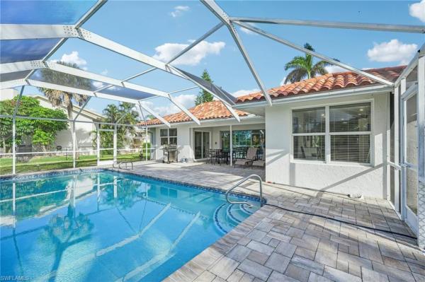 Beachview Country Club Estates, 1284 Par View Dr, Sanibel, Florida 33957, image 2