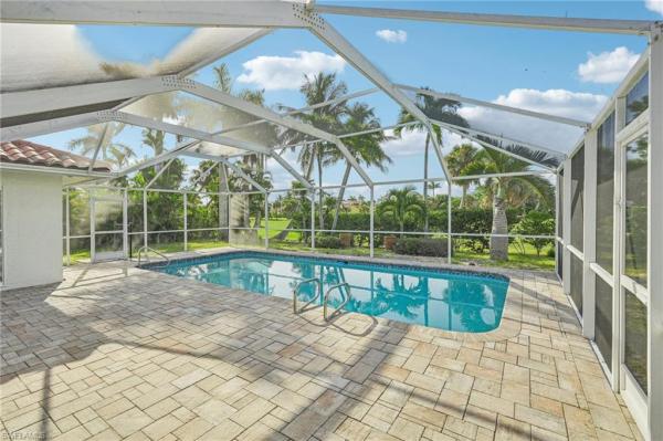 Beachview Country Club Estates, 1284 Par View Dr, Sanibel, Florida 33957, image 1