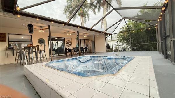 Cape Coral Residential, 422 20th St, Cape Coral, Florida 33990, image 3