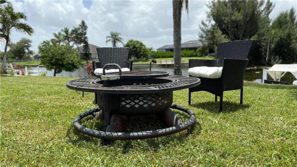 Cape Coral Residential, 422 20th St, Cape Coral, Florida 33990, image 2