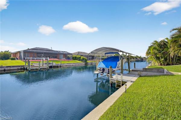 Cape Coral, 4235 20th Ave, Cape Coral, Florida 33914, image 2