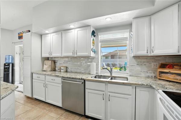 Cape Coral Residential, 4213 15th Ave, Cape Coral, Florida 33914, image 2