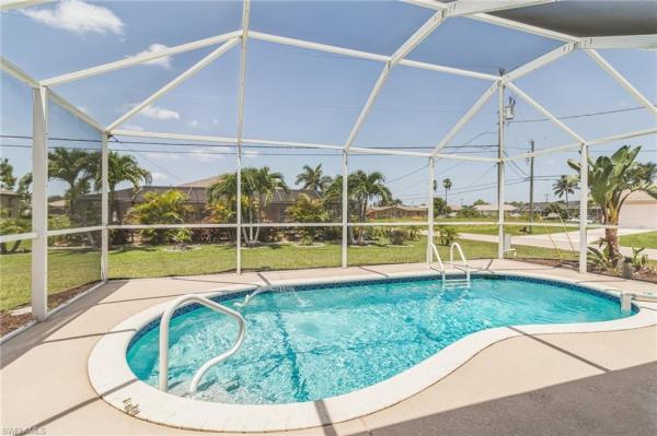 Cape Coral Residential, 4022 8th Ct, Cape Coral, Florida 33914, image 2