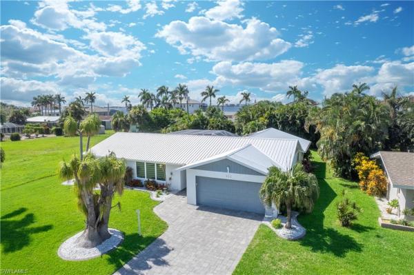 Cape Coral Residential, 422 Coral Dr, Cape Coral, Florida 33904, image 2