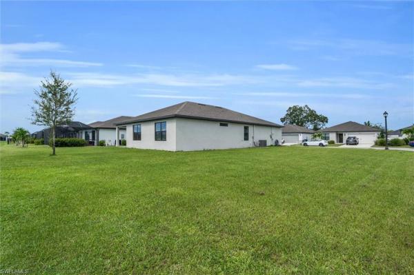 Enclaves At Eagle Landing, 10852 Marlberry Way, North Fort Myers, Florida 33917, image 2