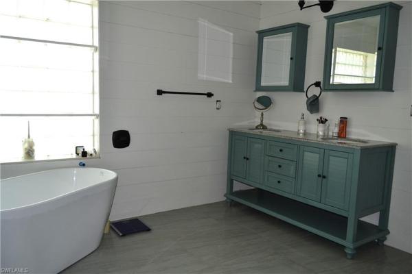 Cape Coral, 211 47th St, Cape Coral, Florida 33914, image 1