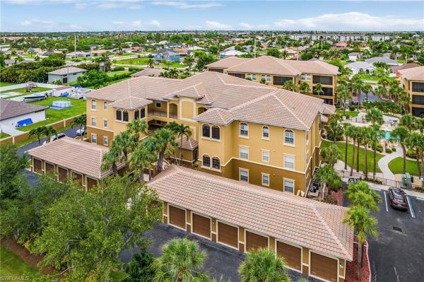 3728 Agualinda Blvd #304, Cape Coral, Florida 33914, image 1
