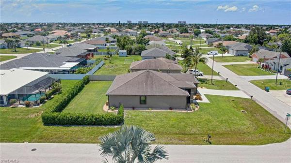 Cape Coral Residential, 3817 14th Ave, Cape Coral, Florida 33914, image 3