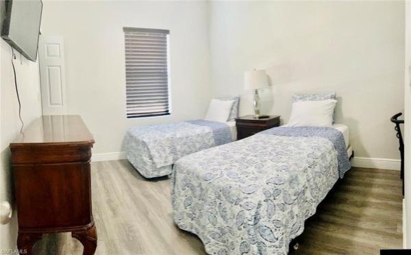 Cape Coral, 128 SW 19th Ln, Cape Coral, Florida 33991, image 1
