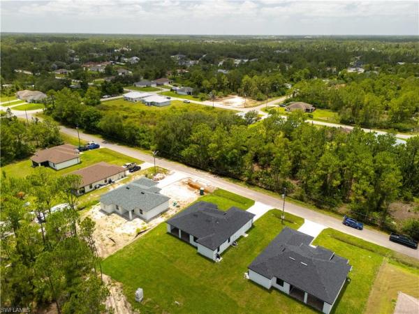 Lehigh Acres, 2812 W 39th St, Lehigh Acres, Florida 33971, image 1