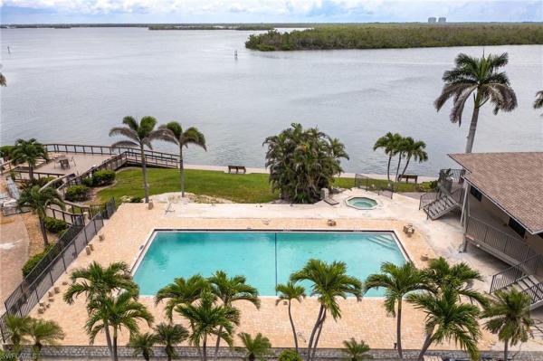 Harbour Pointe At Bay Beach, 4263 Bay Beach Ln #413, Fort Myers Beach, Florida 33931, image 1