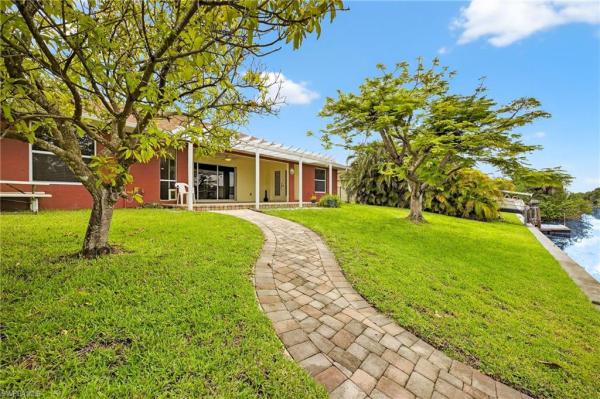 Cape Coral Residential, 2202 18th St, Cape Coral, Florida 33909, image 3
