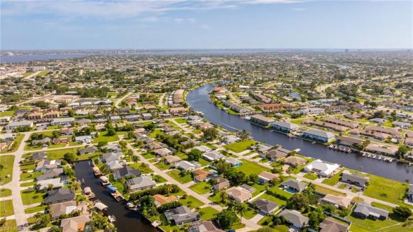 Cape Coral Residential, 3810 12th Pl, Cape Coral, Florida 33904, image 1