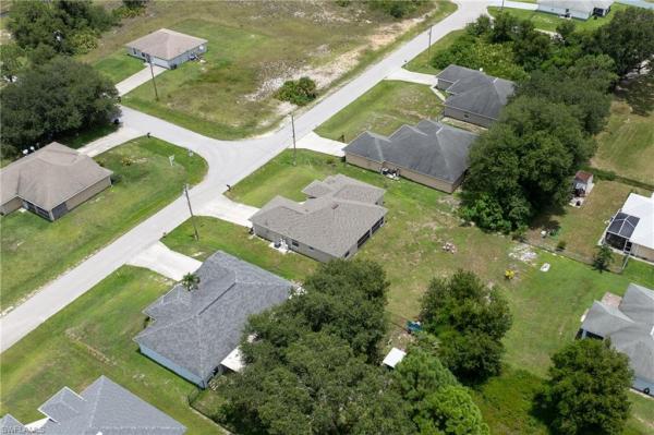 Lehigh Acres Residential, 2907 SW 48th St, Lehigh Acres, Florida 33976, image 1