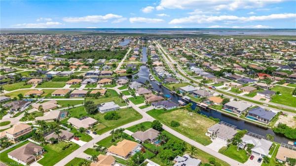 Cape Coral Residential, 2335 27th St, Cape Coral, Florida 33914, image 2