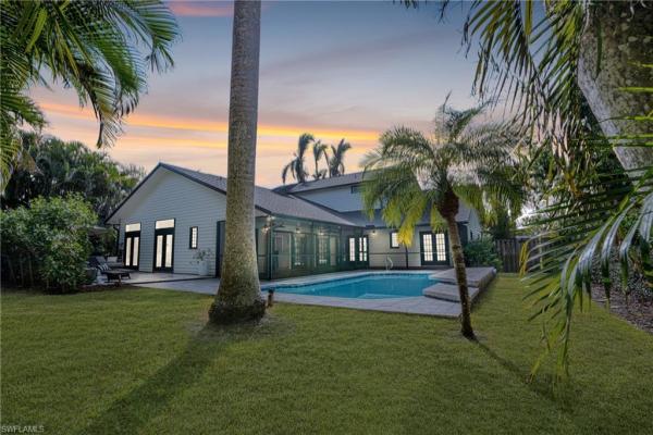 Phillips 4th Division, 1341 Coconut Dr, Fort Myers, Florida 33901, image 1