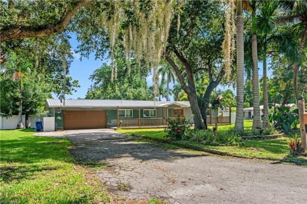North Fort Myers No HOA, 52 North Shore Ave, North Fort Myers, Florida 33903, image 1