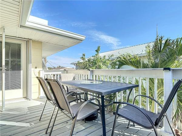 Gulf Heights, 5550 Oak Ridge Ave, Fort Myers Beach, Florida 33931, image 1