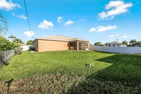 Cape Coral Residential, 3719 20th Pl, Cape Coral, Florida 33914, image 2